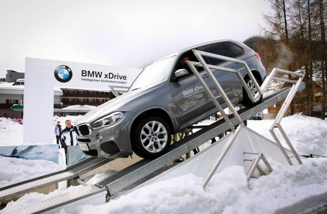 BMW%2520xDrive%2520-%2520doma%C4%8Da%2520premiera%2520-%252001.jpg