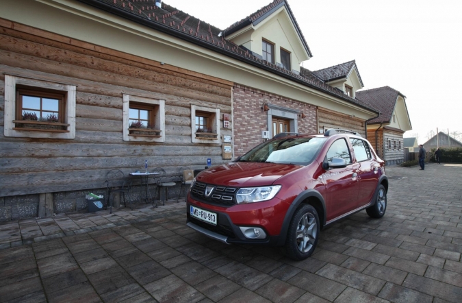 2016-dacia-02.jpg