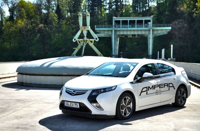 dom-opel_ampera-01.JPG